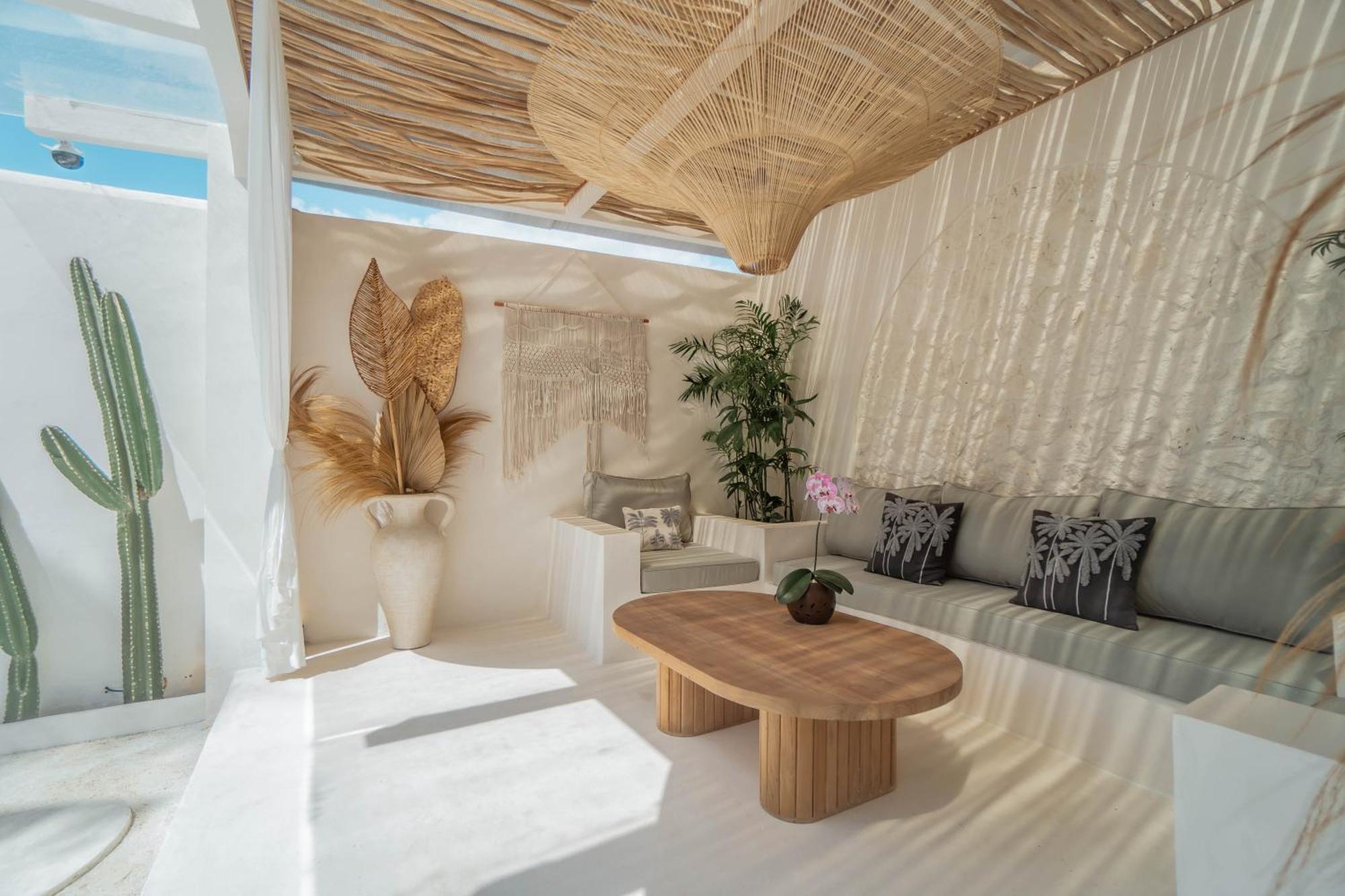 Bohemian Jogja Villas With Private Pool Kejayan Esterno foto
